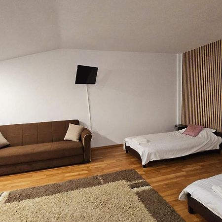 Apartamente Elegante In Regim Hotelier Iasi Exterior photo