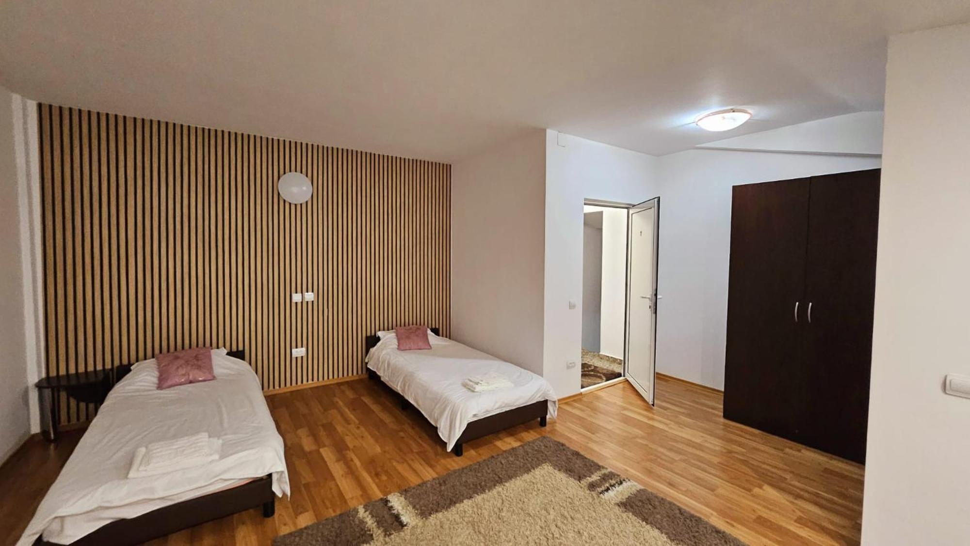 Apartamente Elegante In Regim Hotelier Iasi Exterior photo